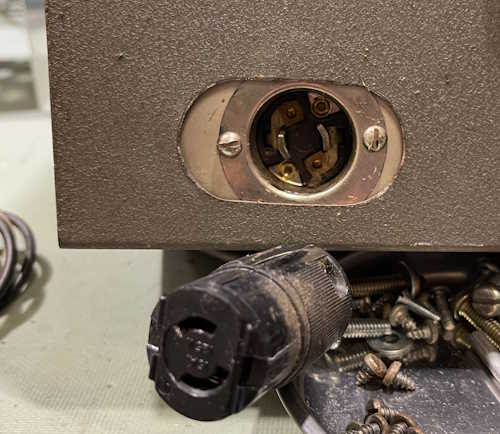 The EICO 147a Signal Tracer has a modification. eico147a2-twistlock-wereboar.jpg