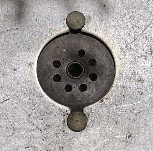 No arcing or carbon tracking here chk01-ig72socket-wereboar.jpg