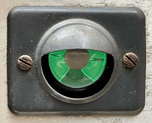 The magic glow! scarf24-magiceyeteaser-wereboar.jpg