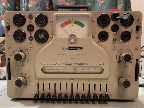 heathit17-frontpanel-wereboar.jpg