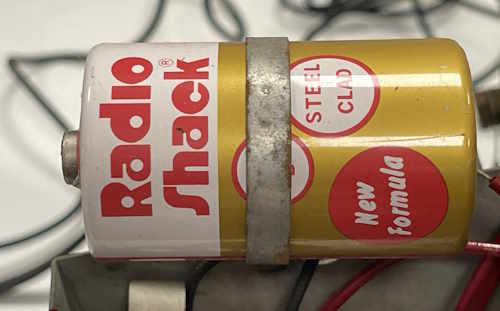 Radio Shack FTW pre9071-battery2-wereboar.jpg